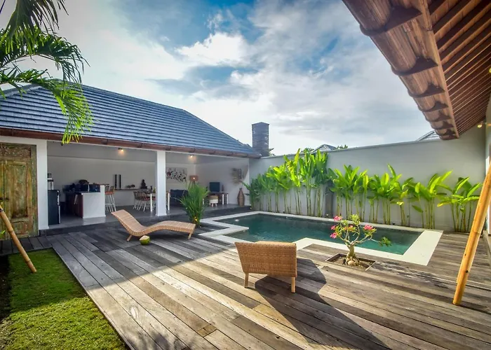 Villa Mana Tea 2 Bedrooms & Pool Seminyak